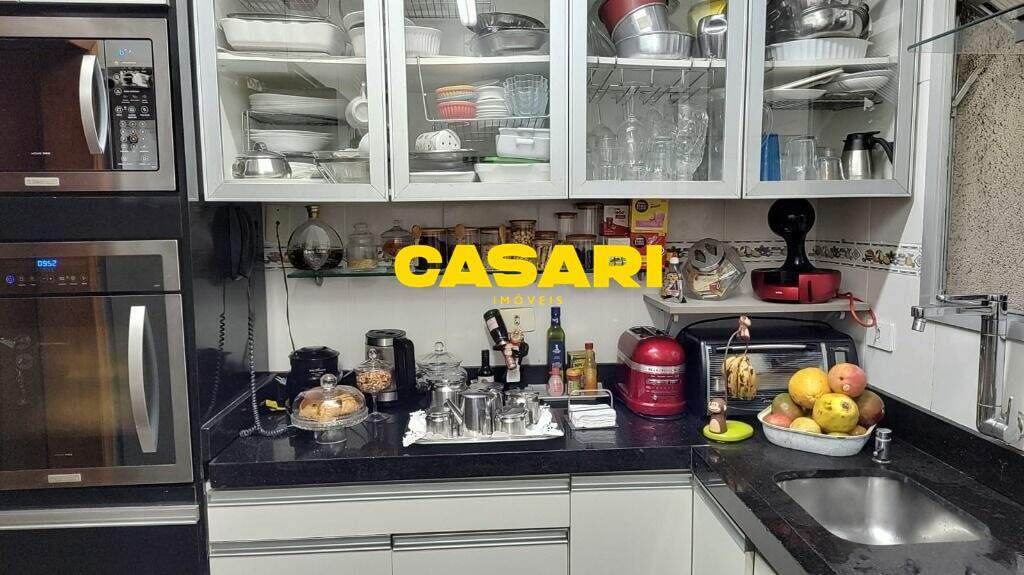 Apartamento para para aluguel no bairro Baeta Neves, São Bernardo do Campo - Casari Imóveis: 