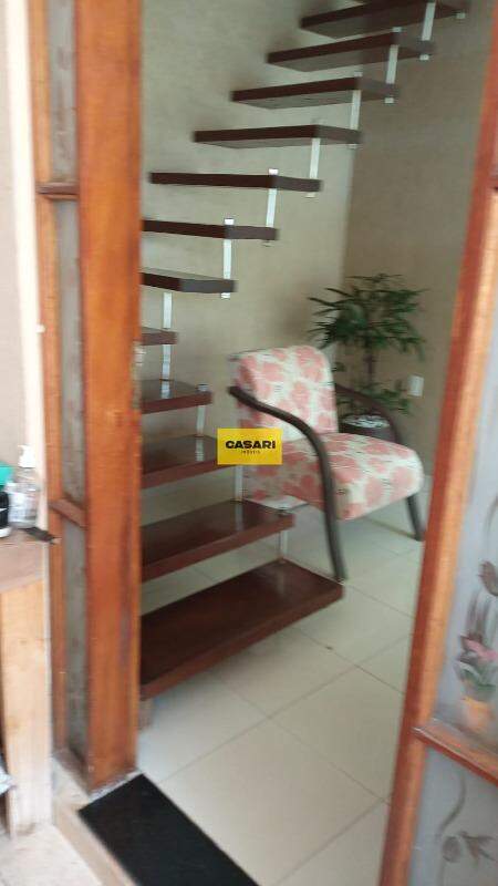Casa para à venda no bairro Vila Alzira, Santo André - Casari Imóveis: 