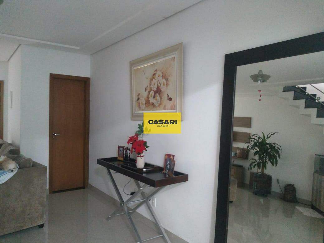 Casa para à venda no bairro Alves Dias, São Bernardo do Campo - Casari Imóveis: 
