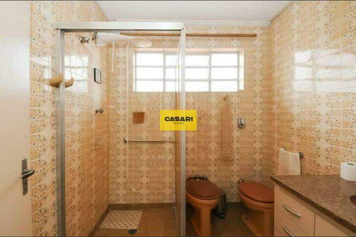 Sobrado para para aluguel no bairro Jardim Hollywood, São Bernardo do Campo - Casari Imóveis: 