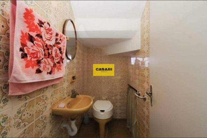 Sobrado para para aluguel no bairro Jardim Hollywood, São Bernardo do Campo - Casari Imóveis: 