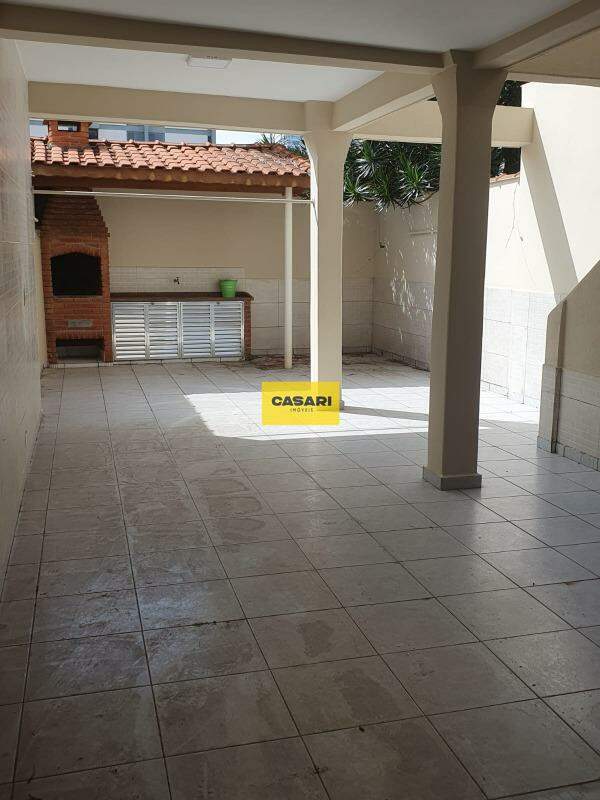 Sobrado para à venda no bairro Campestre, Santo André - Casari Imóveis: 