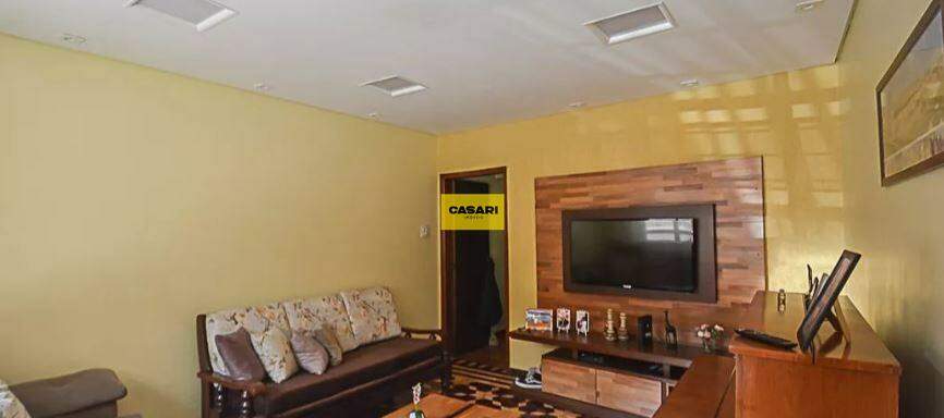 Casa para à venda no bairro Jordanópolis, São Bernardo do Campo - Casari Imóveis: 