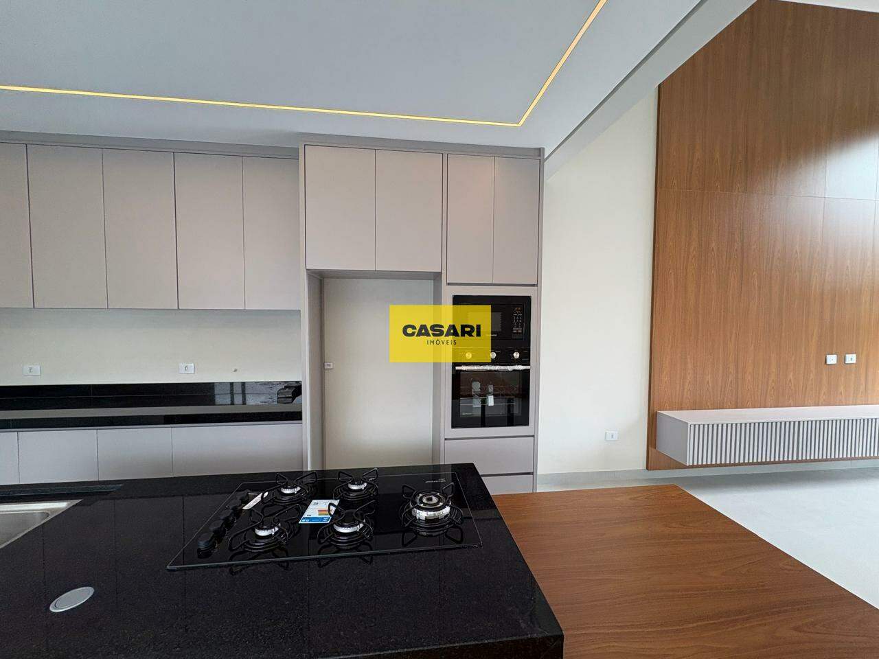Casa para à venda no bairro Portal Ville jardim europa, Boituva - Casari Imóveis: 