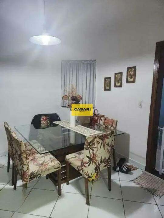 Sobrado para à venda no bairro Nova Petrópolis, São Bernardo do Campo - Casari Imóveis: 