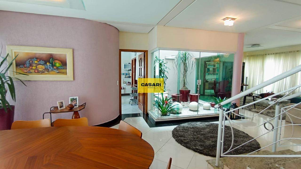 Casa para à venda no bairro Parque dos Pássaros, São Bernardo do Campo - Casari Imóveis: 
