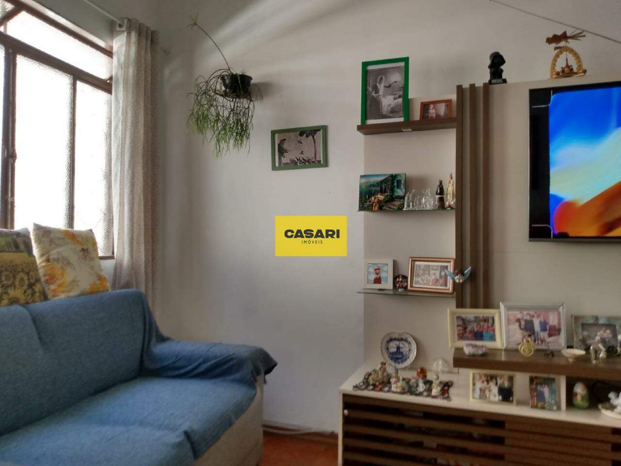 Casa Assobradada à venda no Taboão: 