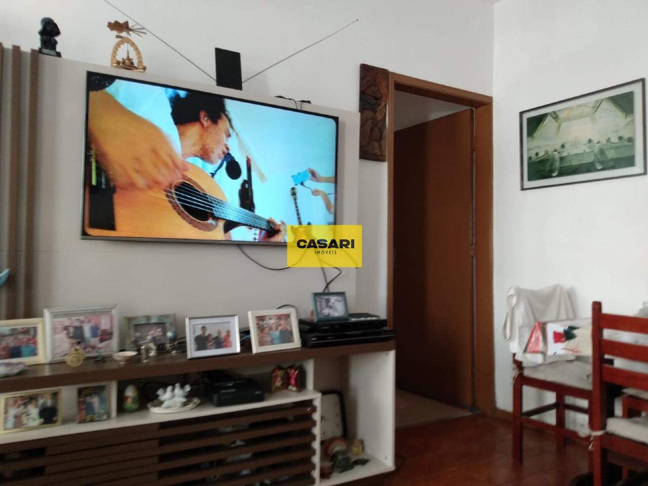 Casa Assobradada à venda no Taboão: 