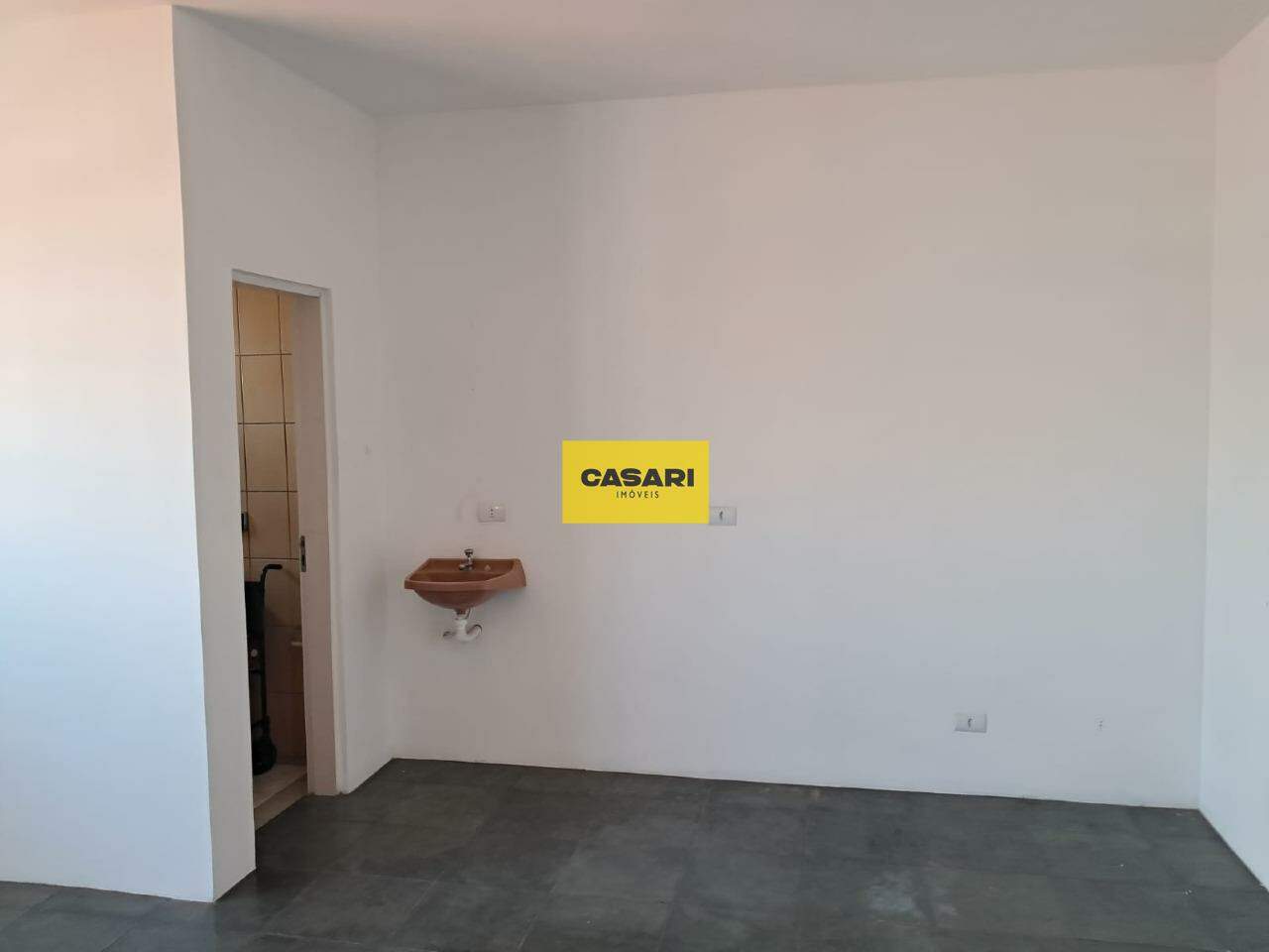 Sala para para aluguel no bairro Rudge Ramos, São Bernardo do Campo - Casari Imóveis: 