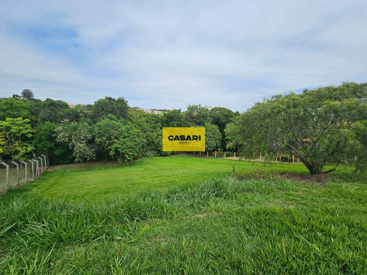 Terreno para à venda no bairro Condomínio Residencial Saint Claire, São Bernardo do Campo - Casari Imóveis: 