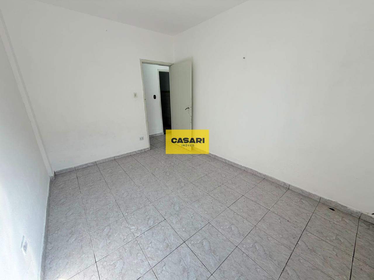 Apartamento para para aluguel no bairro Rudge Ramos, São Bernardo do Campo - Casari Imóveis: 