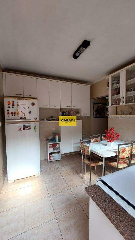 Casa para à venda no bairro Jardim Stella, São Bernardo do Campo - Casari Imóveis: 