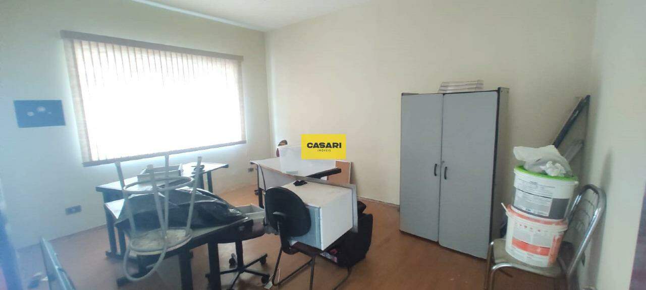 Casa comercial para para aluguel no bairro Jardim Hollywood, São Bernardo do Campo - Casari Imóveis: 