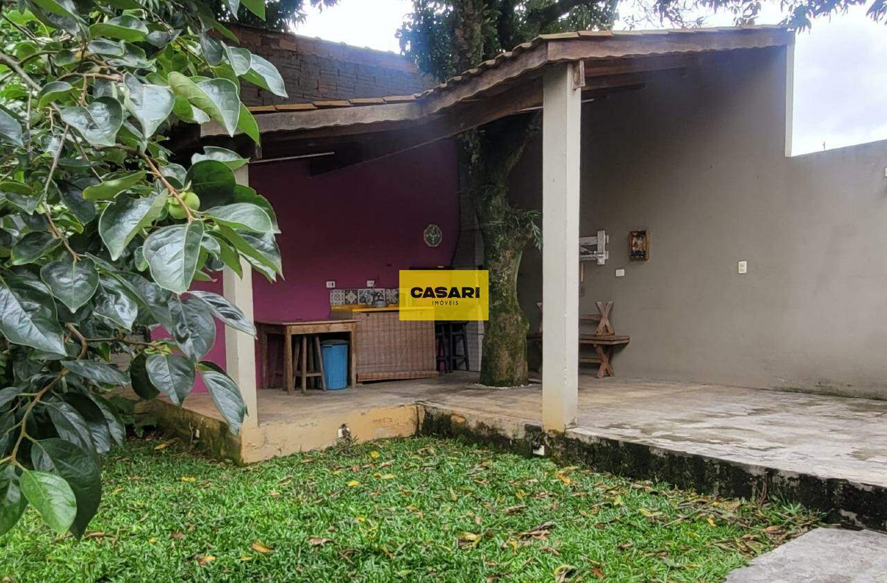 Casa para à venda no bairro Baeta Neves, São Bernardo do Campo - Casari Imóveis: 