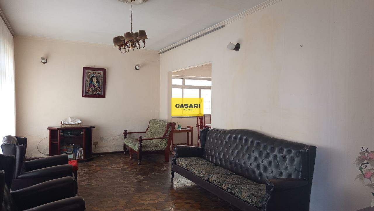 Casa para à venda no bairro Nova Petrópolis, São Bernardo do Campo - Casari Imóveis: 