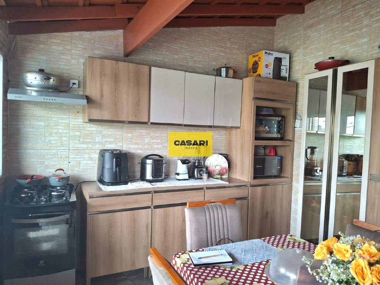 Casa Assobradada para à venda no bairro Baeta Neves, São Bernardo do Campo - Casari Imóveis: 