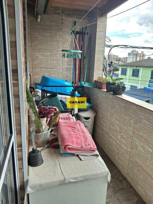 Casa Assobradada para à venda no bairro Baeta Neves, São Bernardo do Campo - Casari Imóveis: 