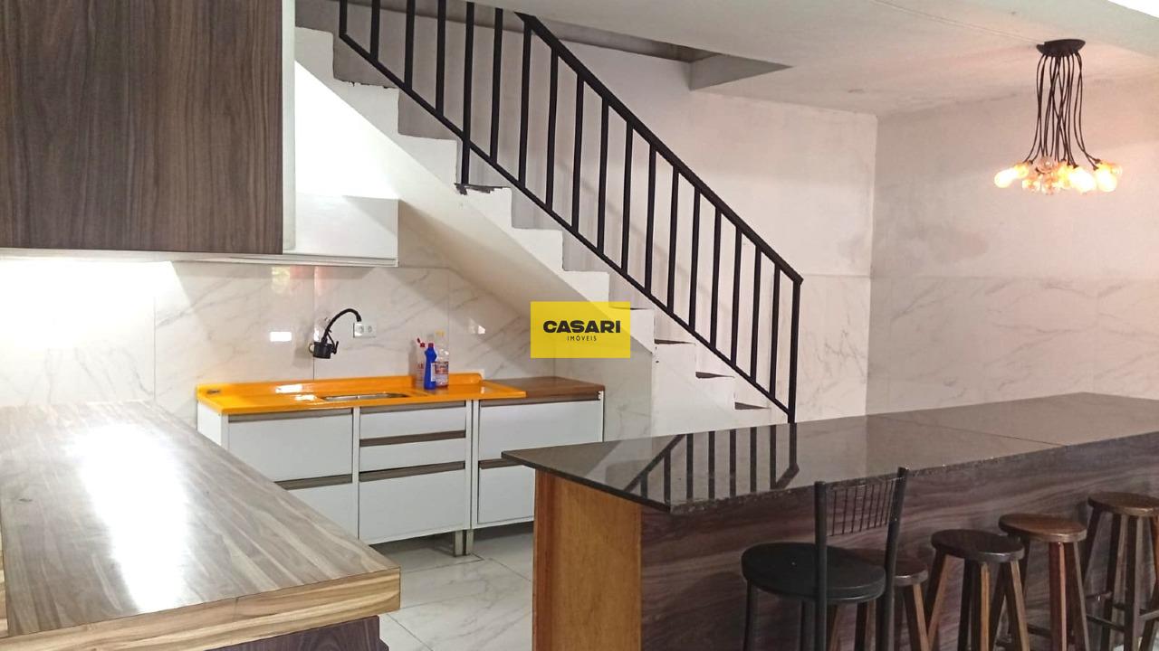 Casa para para aluguel no bairro Dos Finco, São Bernardo do Campo - Casari Imóveis: 