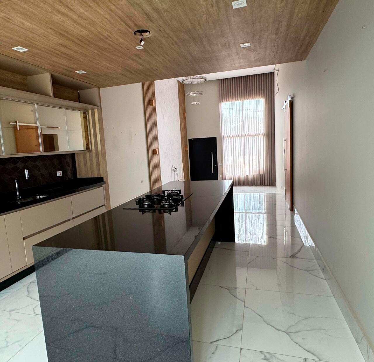 Casa para à venda no bairro Portal Ville Europa, Boituva - Casari Imóveis: 