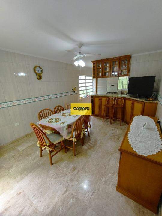 Sobrado para à venda no bairro Taboão, São Bernardo do Campo - Casari Imóveis: 