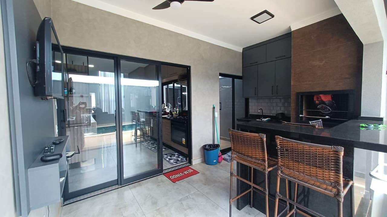 Casa para à venda no bairro Portal Ville Jardins, Boituva - Casari Imóveis: 