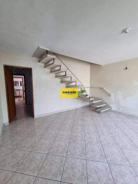 Sobrado para à venda no bairro Santa Terezinha, São Bernardo do Campo - Casari Imóveis: 