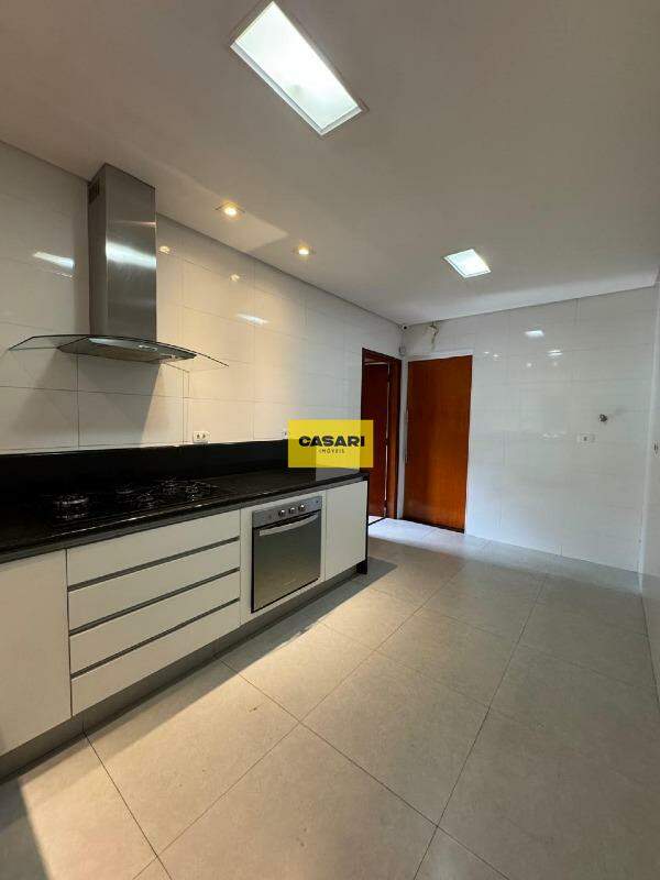 Casa para à venda no bairro Jardim Hollywood, São Bernardo do Campo - Casari Imóveis: 