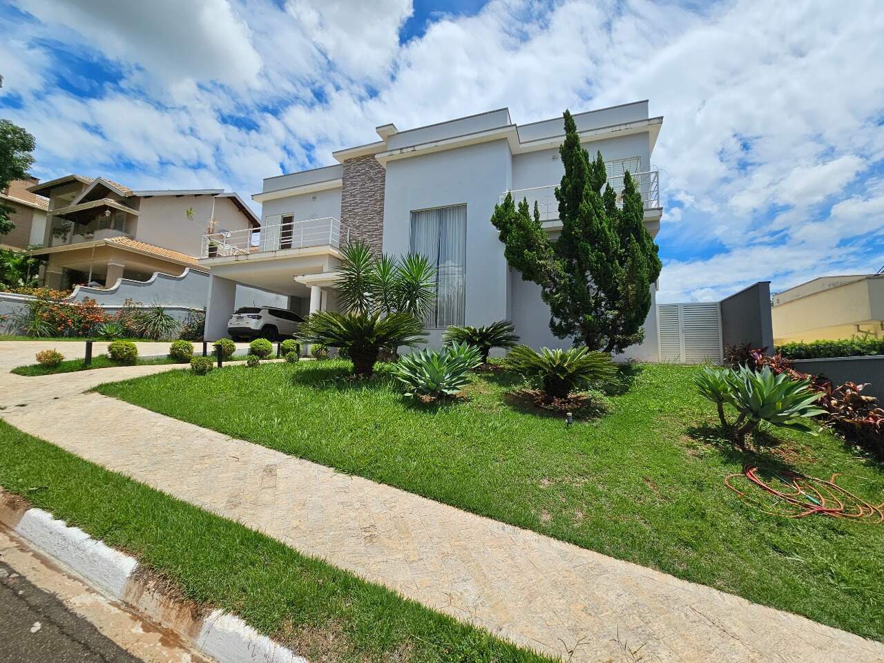Casa para à venda no bairro Flora Ville, Boituva - Casari Imóveis: 