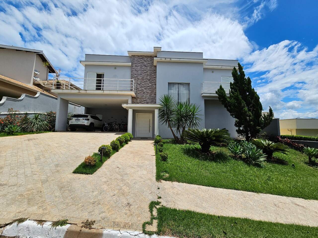 Casa para à venda no bairro Flora Ville, Boituva - Casari Imóveis: 