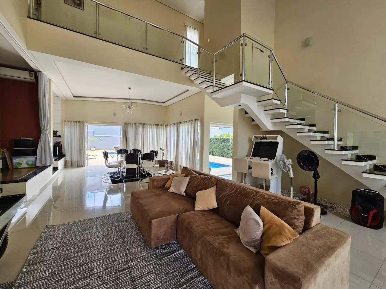 Casa para à venda no bairro Flora Ville, Boituva - Casari Imóveis: 