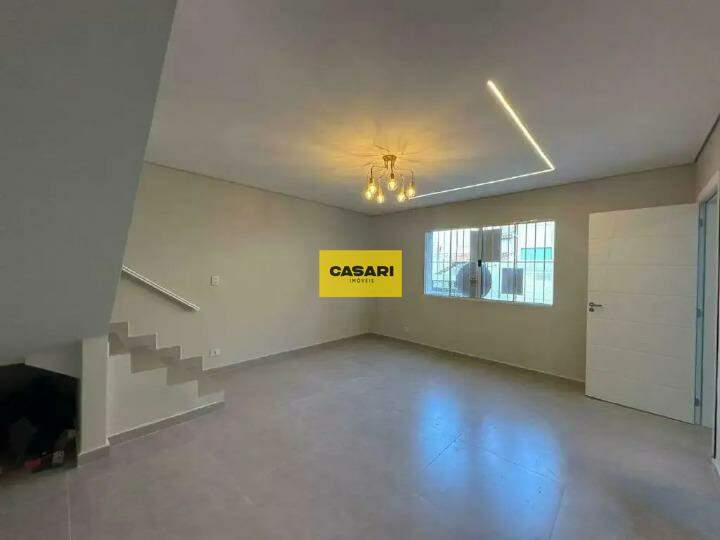 Sobrado para à venda no bairro Olímpico, São Caetano do Sul - Casari Imóveis: 