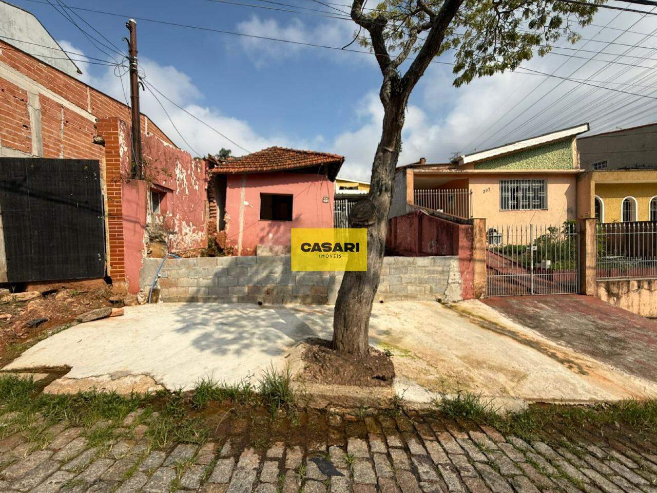 Terreno para à venda no bairro Jardim Stella, Santo André - Casari Imóveis: 