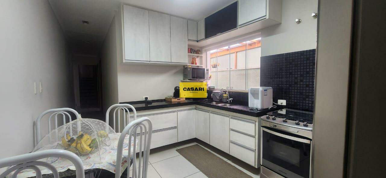 Casa Assobradada para à venda no bairro Vila Palmares, Santo André - Casari Imóveis: 