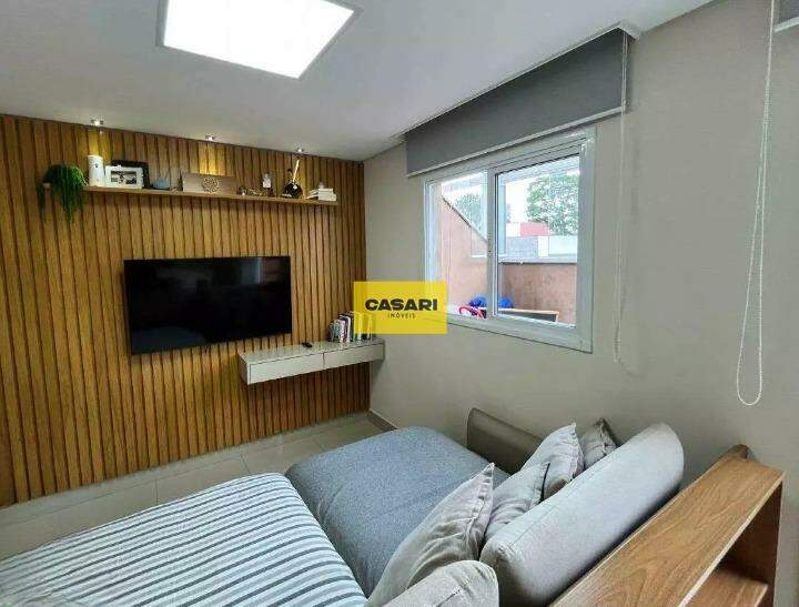 Sobrado para à venda no bairro Vila Assunção, Santo André - Casari Imóveis: 