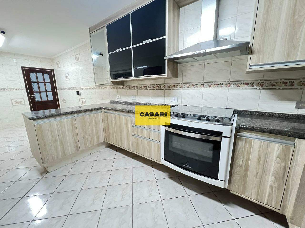 Sobrado para à venda no bairro Rudge Ramos, São Bernardo do Campo - Casari Imóveis: 