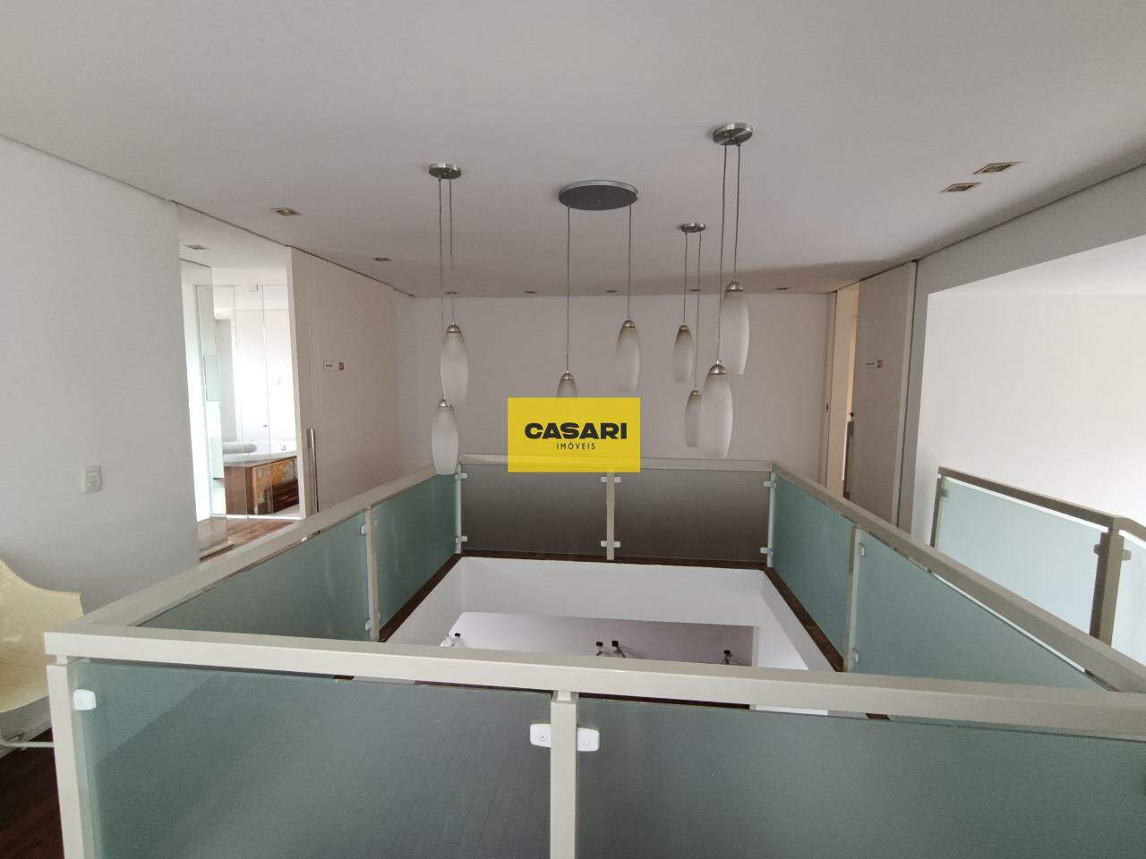 Sobrado para para aluguel no bairro Vila Euclides, São Bernardo do Campo - Casari Imóveis: 