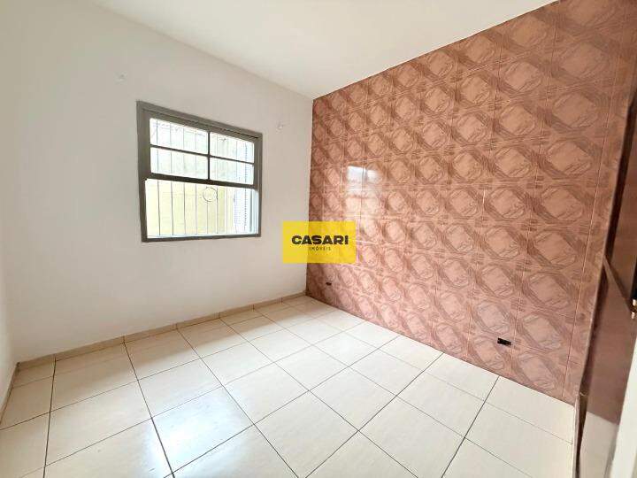 Casa Assobradada para para aluguel no bairro Baeta Neves, São Bernardo do Campo - Casari Imóveis: 