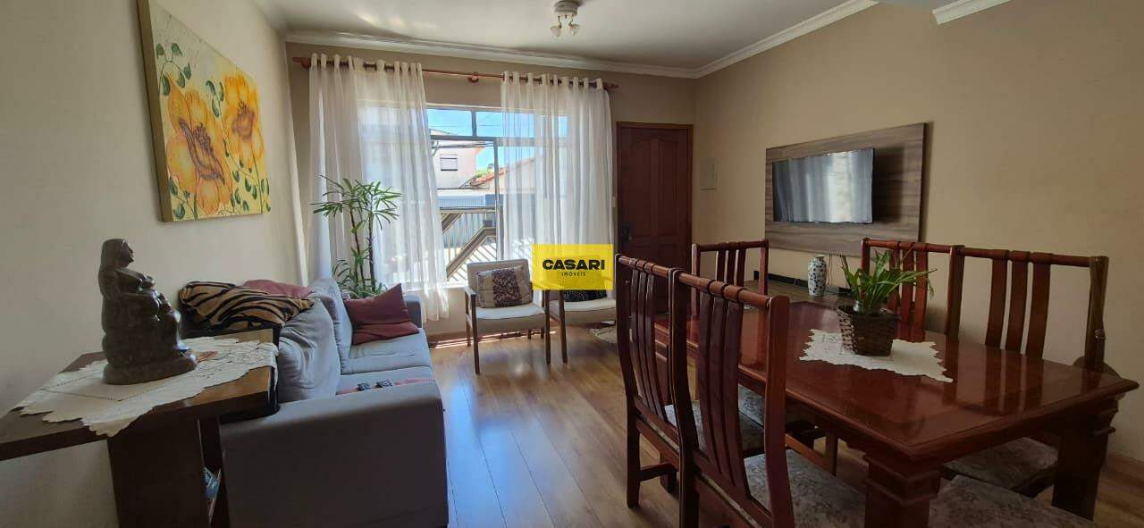 Casa para à venda no bairro Nova Petrópolis, São Bernardo do Campo - Casari Imóveis: 