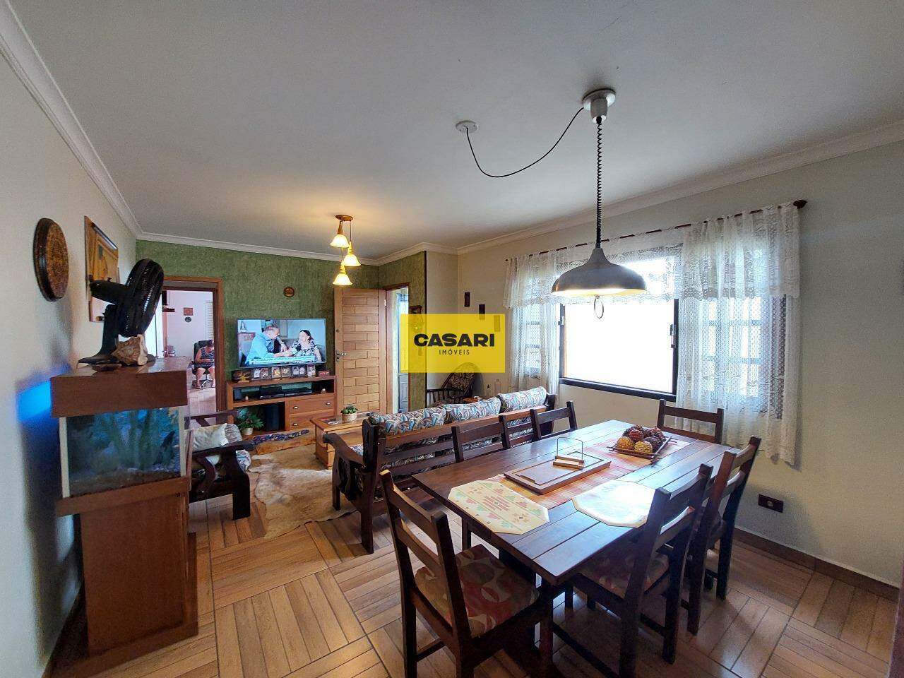 Casa Assobradada para à venda no bairro Taboão, São Bernardo do Campo - Casari Imóveis: 