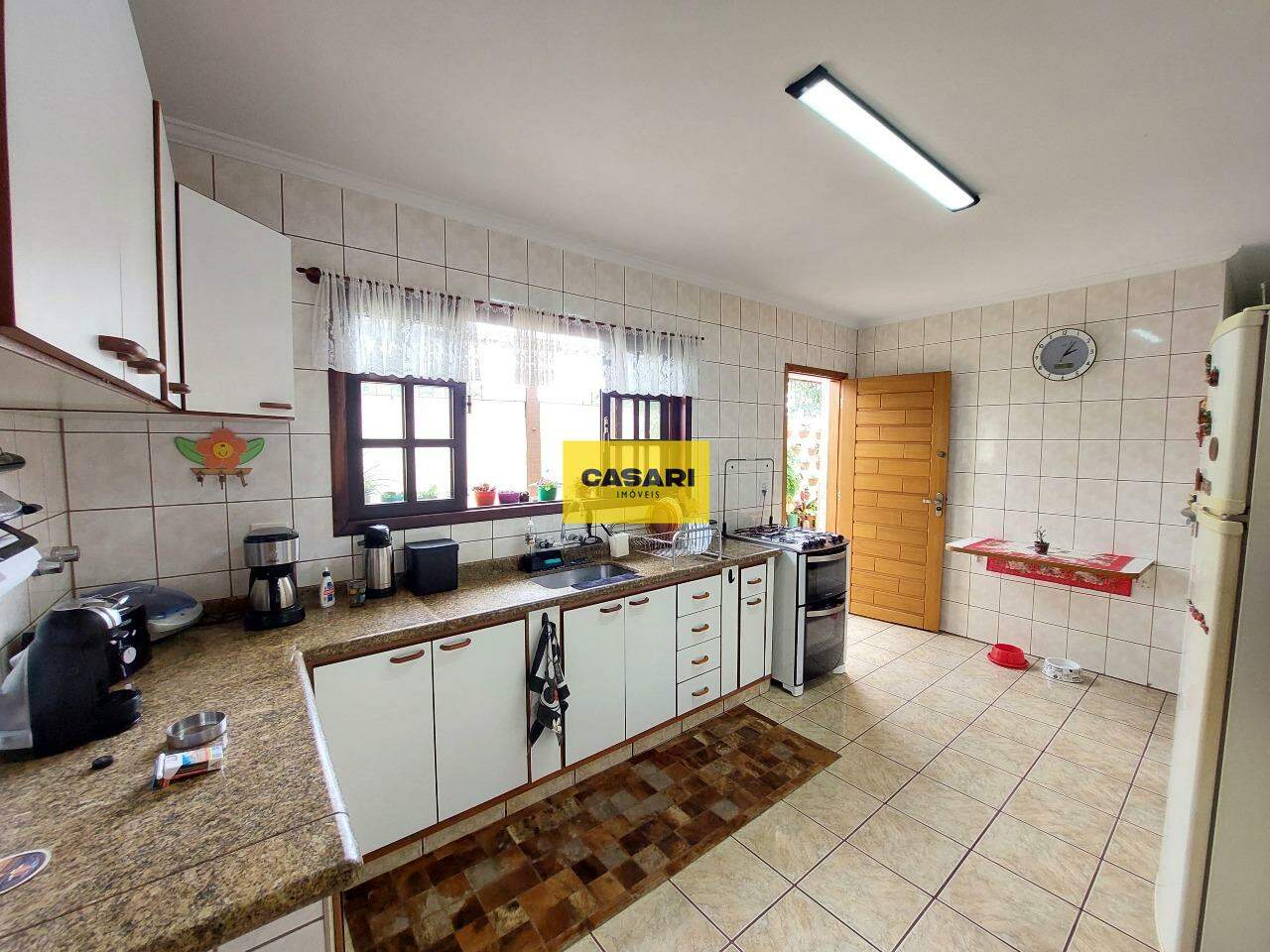 Casa Assobradada para à venda no bairro Taboão, São Bernardo do Campo - Casari Imóveis: 