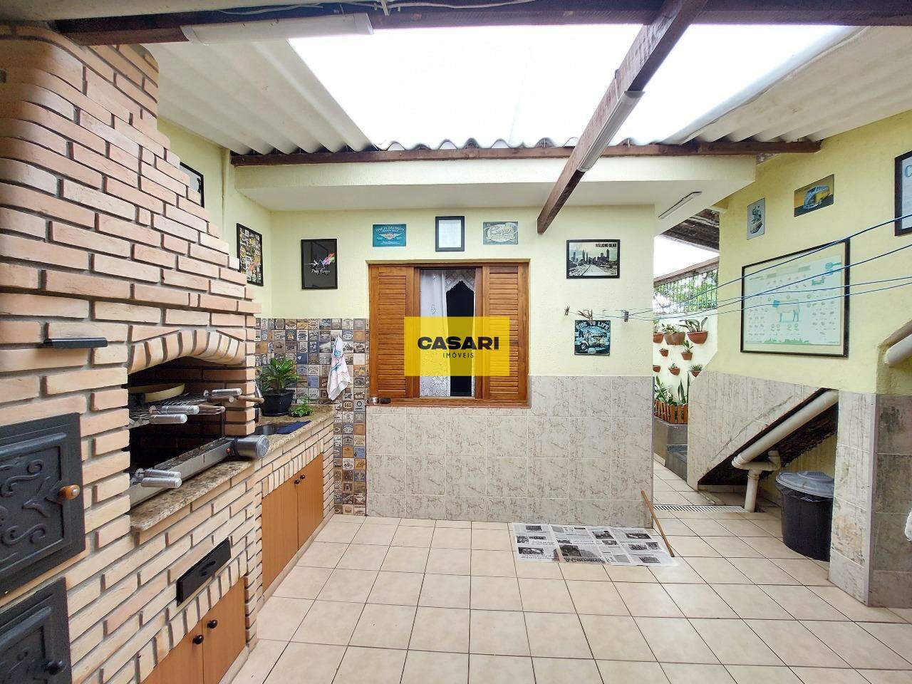 Casa Assobradada para à venda no bairro Taboão, São Bernardo do Campo - Casari Imóveis: 