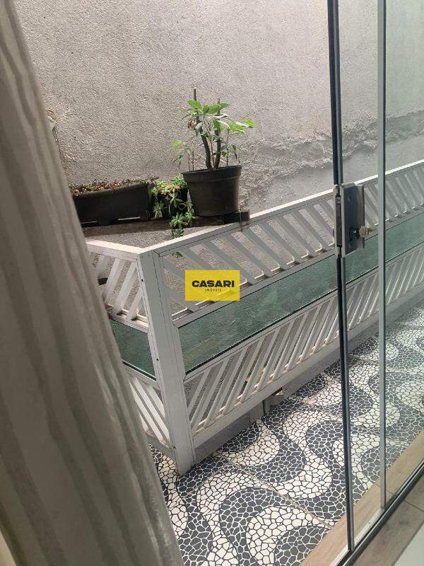 Sobrado para à venda no bairro Ferrazópolis, São Bernardo do Campo - Casari Imóveis: 