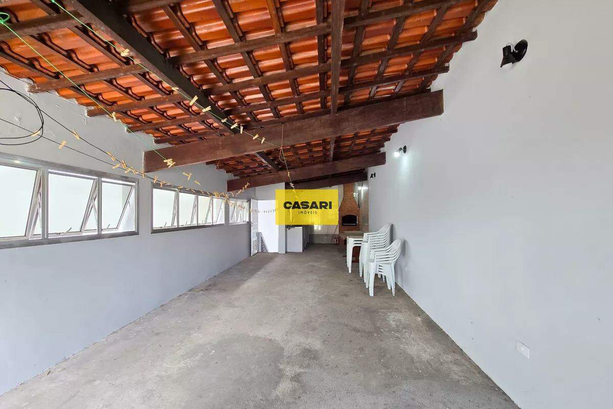 Sobrado para à venda no bairro Dos Casa, São Bernardo do Campo - Casari Imóveis: 