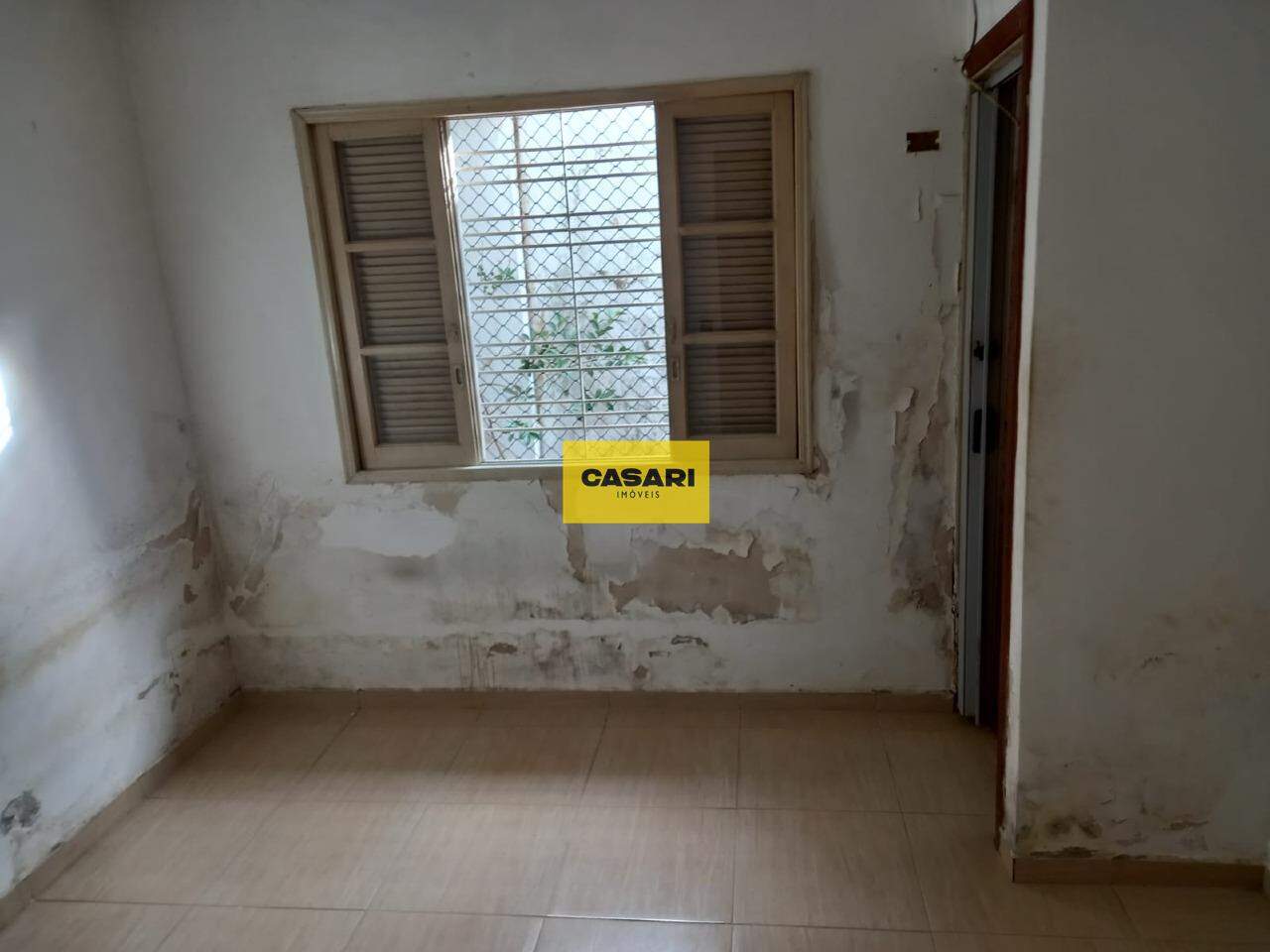 Casa para à venda no bairro Santa Terezinha, São Bernardo do Campo - Casari Imóveis: 