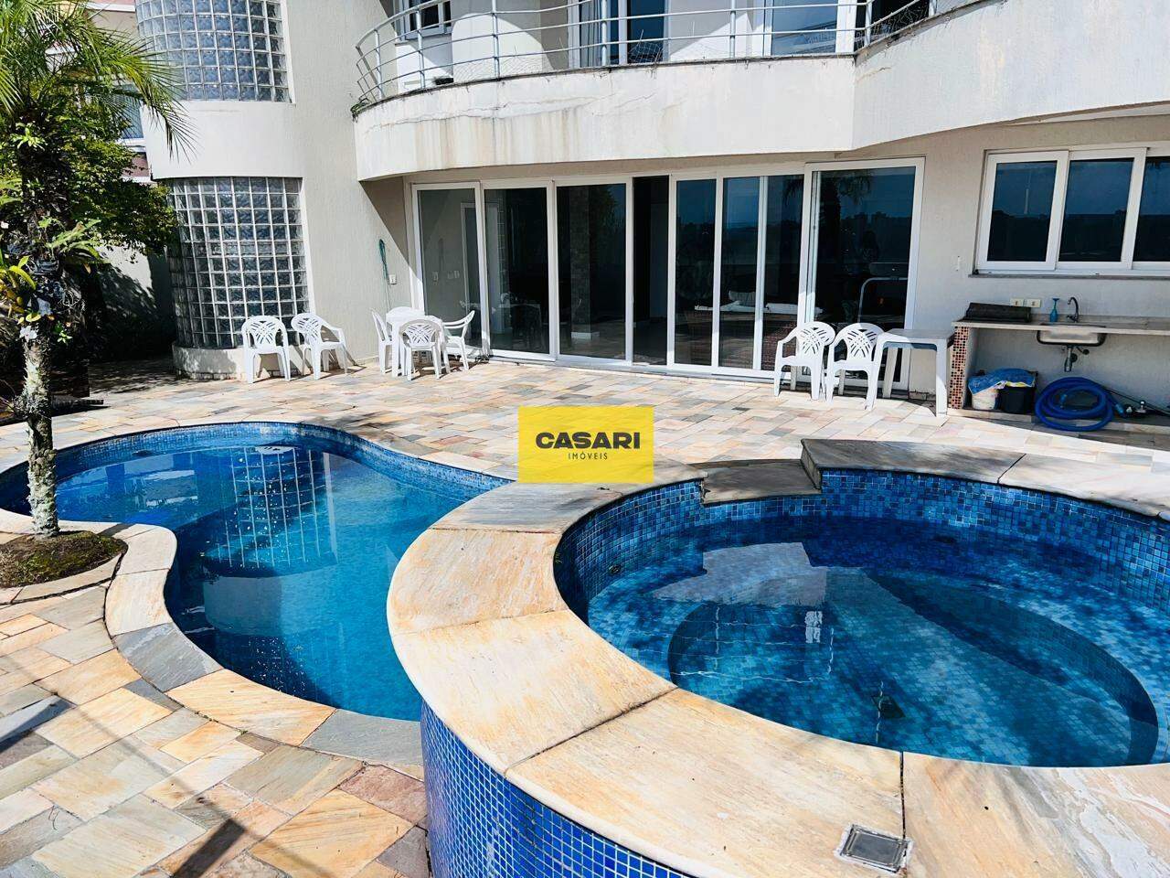 Casa para à venda no bairro Parque Terra Nova II, São Bernardo do Campo - Casari Imóveis: 