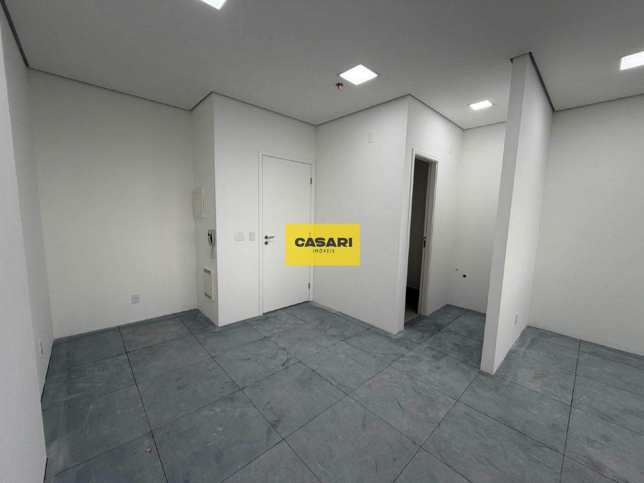 Sala para para aluguel no bairro Baeta Neves, São Bernardo do Campo - Casari Imóveis: 