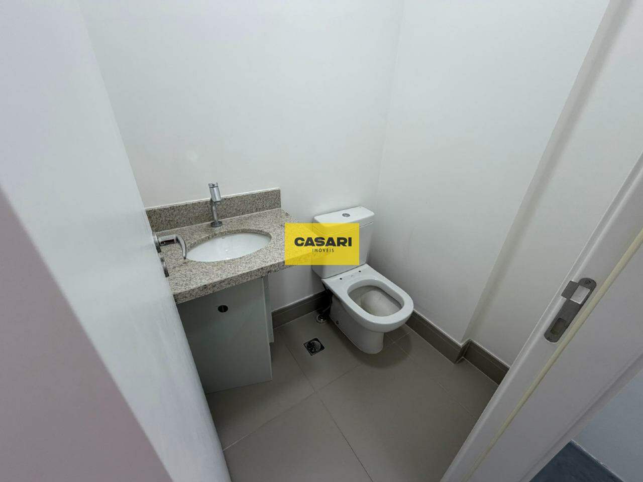 Sala para para aluguel no bairro Baeta Neves, São Bernardo do Campo - Casari Imóveis: 