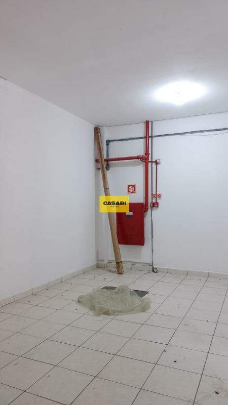 Prédio para para aluguel no bairro Nova Petrópolis, São Bernardo do Campo - Casari Imóveis: 