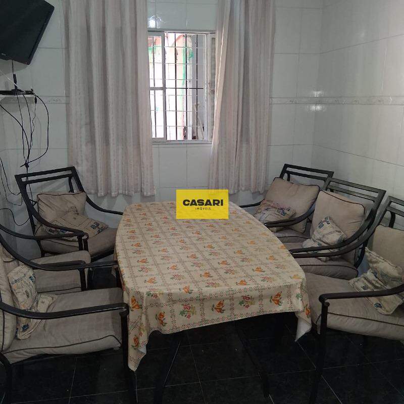 Casa para à venda no bairro Alves Dias, São Bernardo do Campo - Casari Imóveis: 