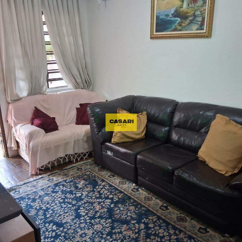 Casa para à venda no bairro Alves Dias, São Bernardo do Campo - Casari Imóveis: 